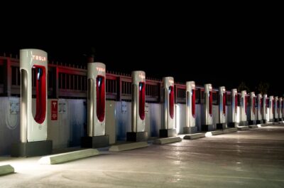 BYD annonce 30 bornes de recharge ultrarapide en France d&rsquo;ici la fin de l&rsquo;année